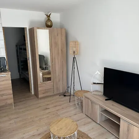 Charmant Studio Neuf 150M Plage Sur Avenue Principale Climatise Et Parking Cavalaire-sur-Mer Exterior photo