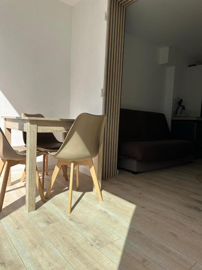 Appartement Charment 100m De La Place De Parking *